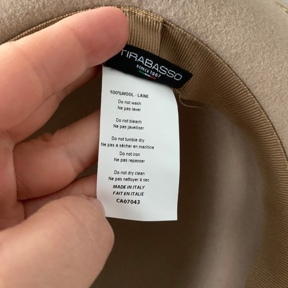 TIRABASSO Italian Wool Hat – Tan with Gold Eyelets - Picture 3 of 4